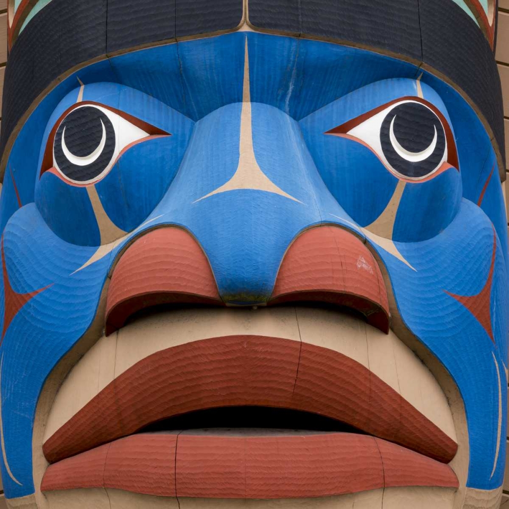 USA, Washington State, Jamestown Totem art PR